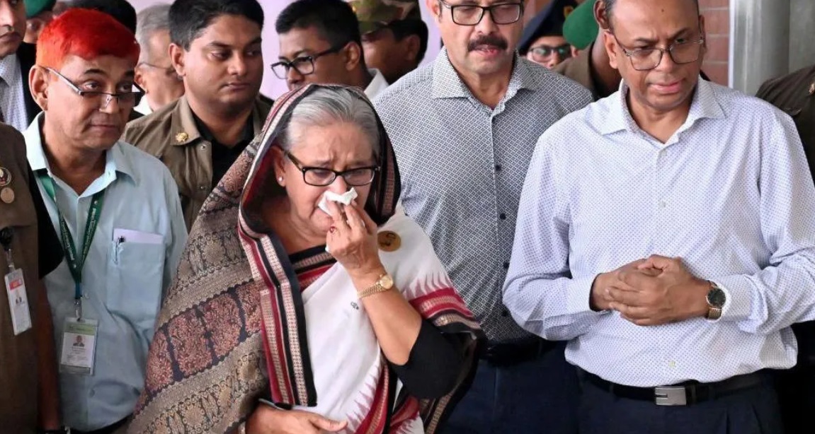 Bangladesh PM Resigned : প্ৰধানমন্ত্ৰী পদৰ পৰা পদত্যাগ শ্বেখ হাচিনাৰ